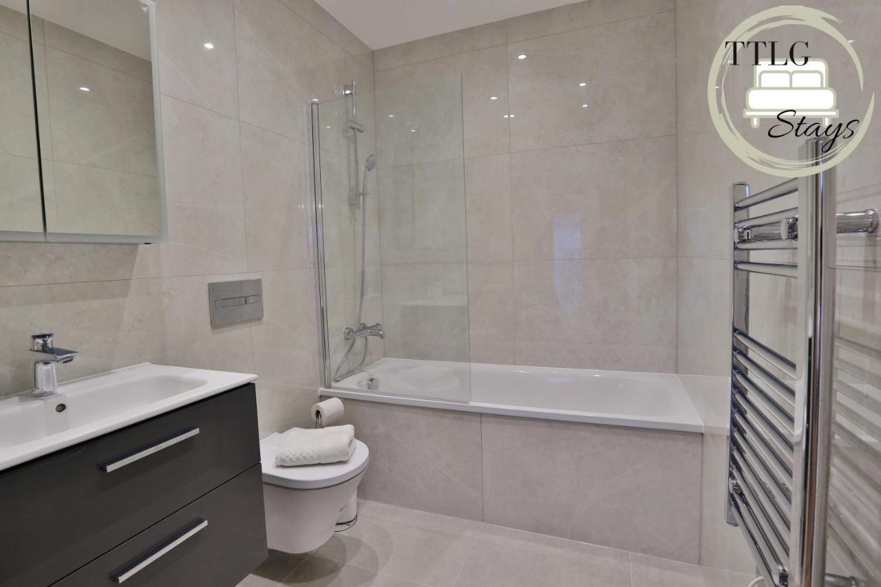 Modern City Escape By Ttlg Stays Rickmansworth Exterior foto